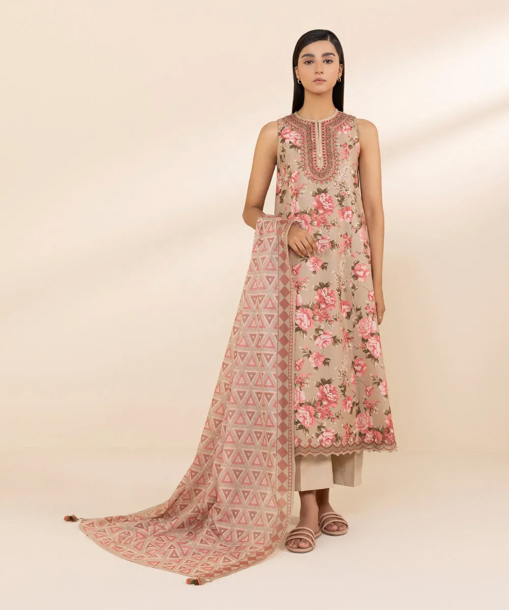 3 Piece - Embroidered Lawn Suit