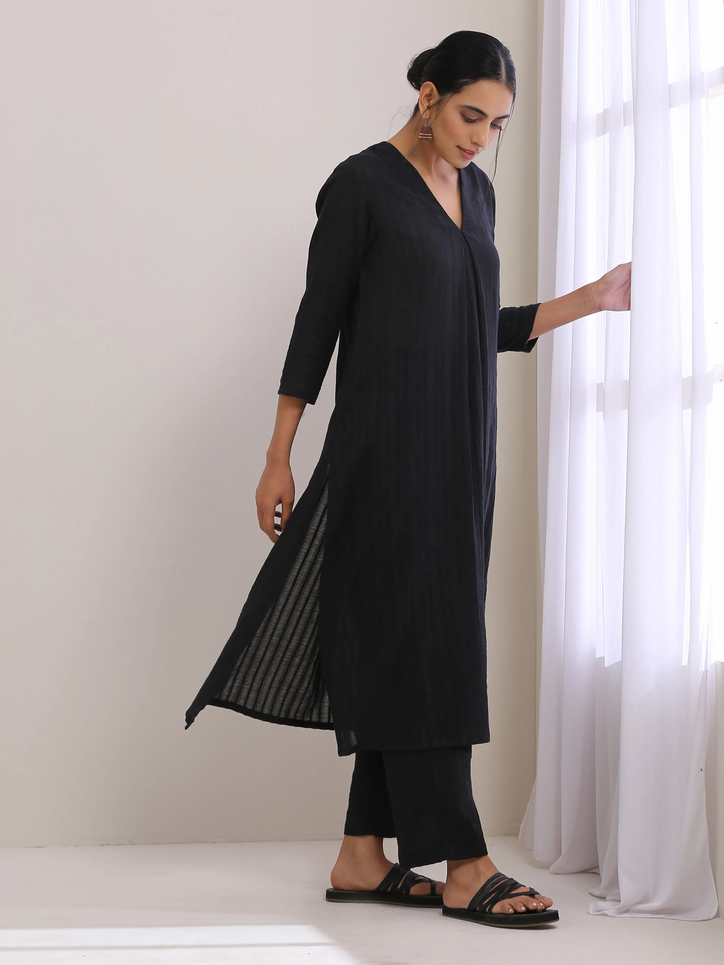 Black Dobby Neck Pleat Kurta Pant Set