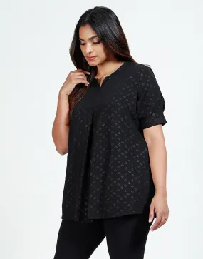 Box Pleated Blouse in Short Sleeves