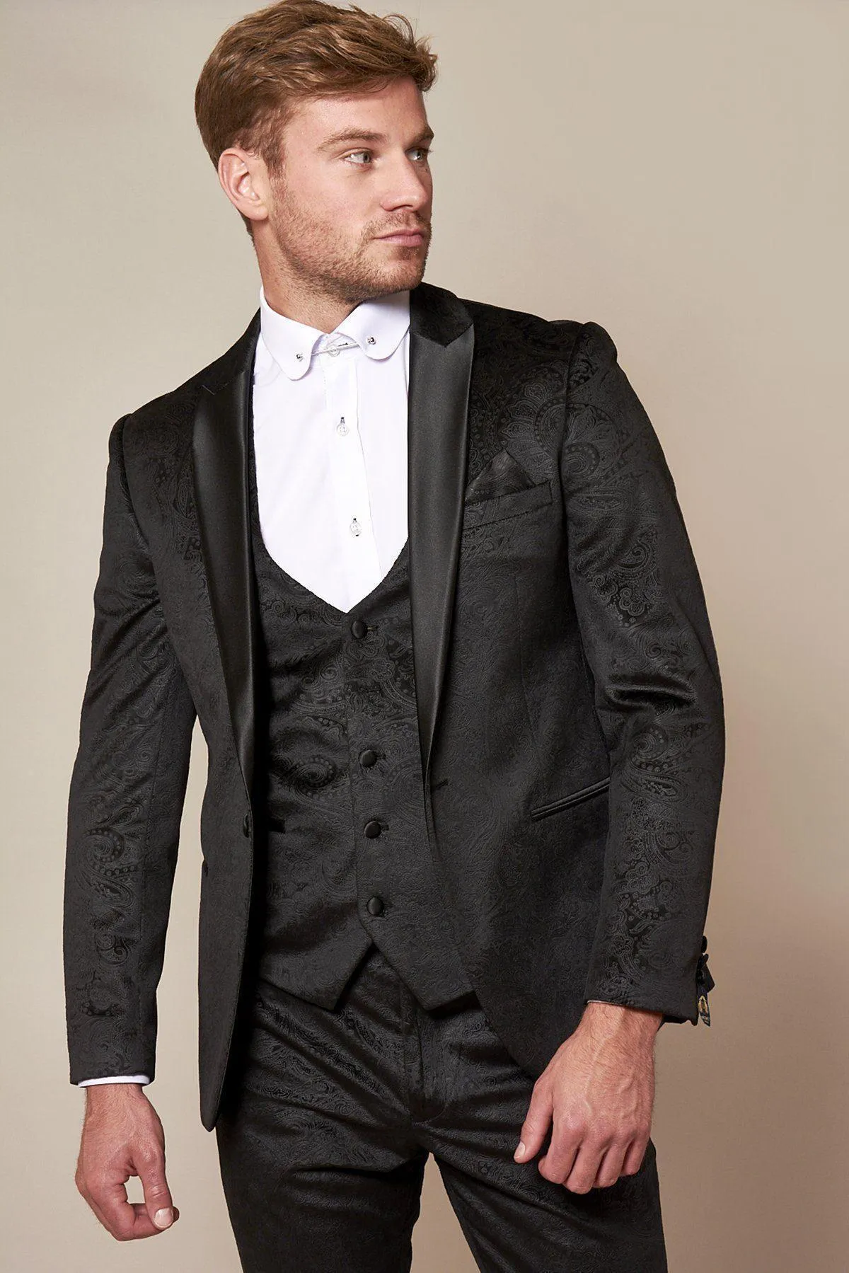 Emmerdale's Danny Miller (Aaron Dingle) in Simon Black Velvet Blazer