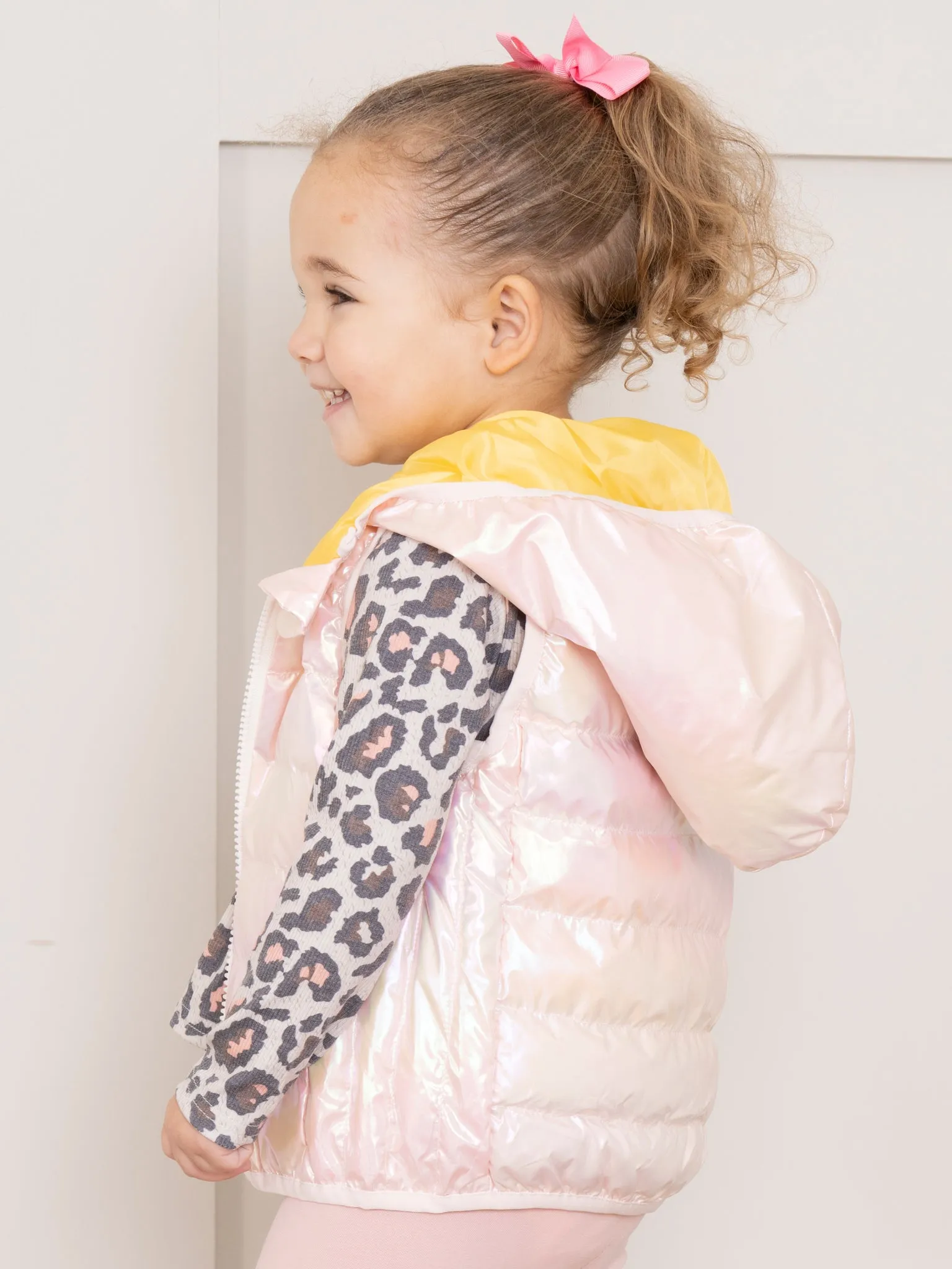 Hooded Iridescent Puffer Vest - Blush