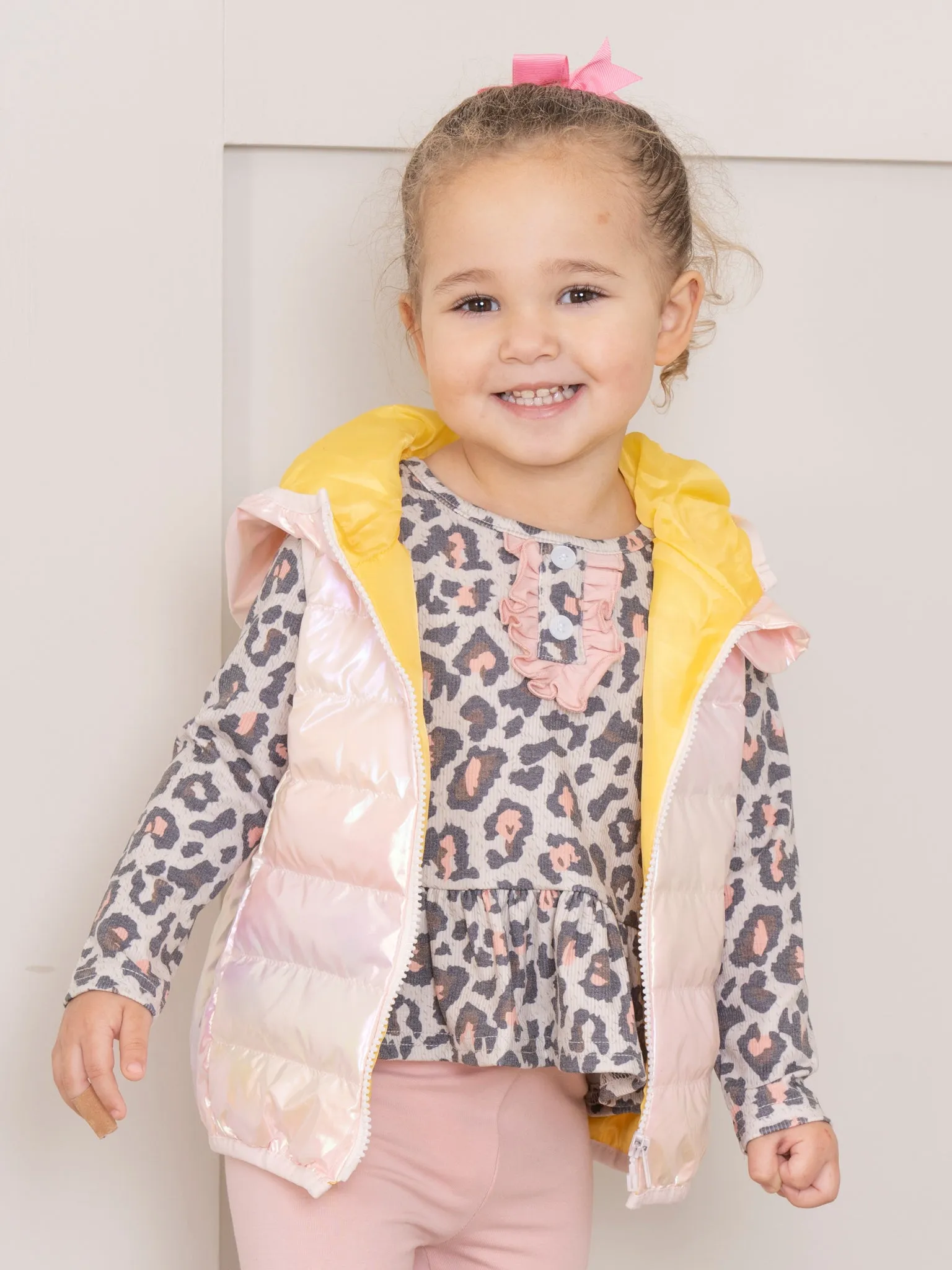 Hooded Iridescent Puffer Vest - Blush