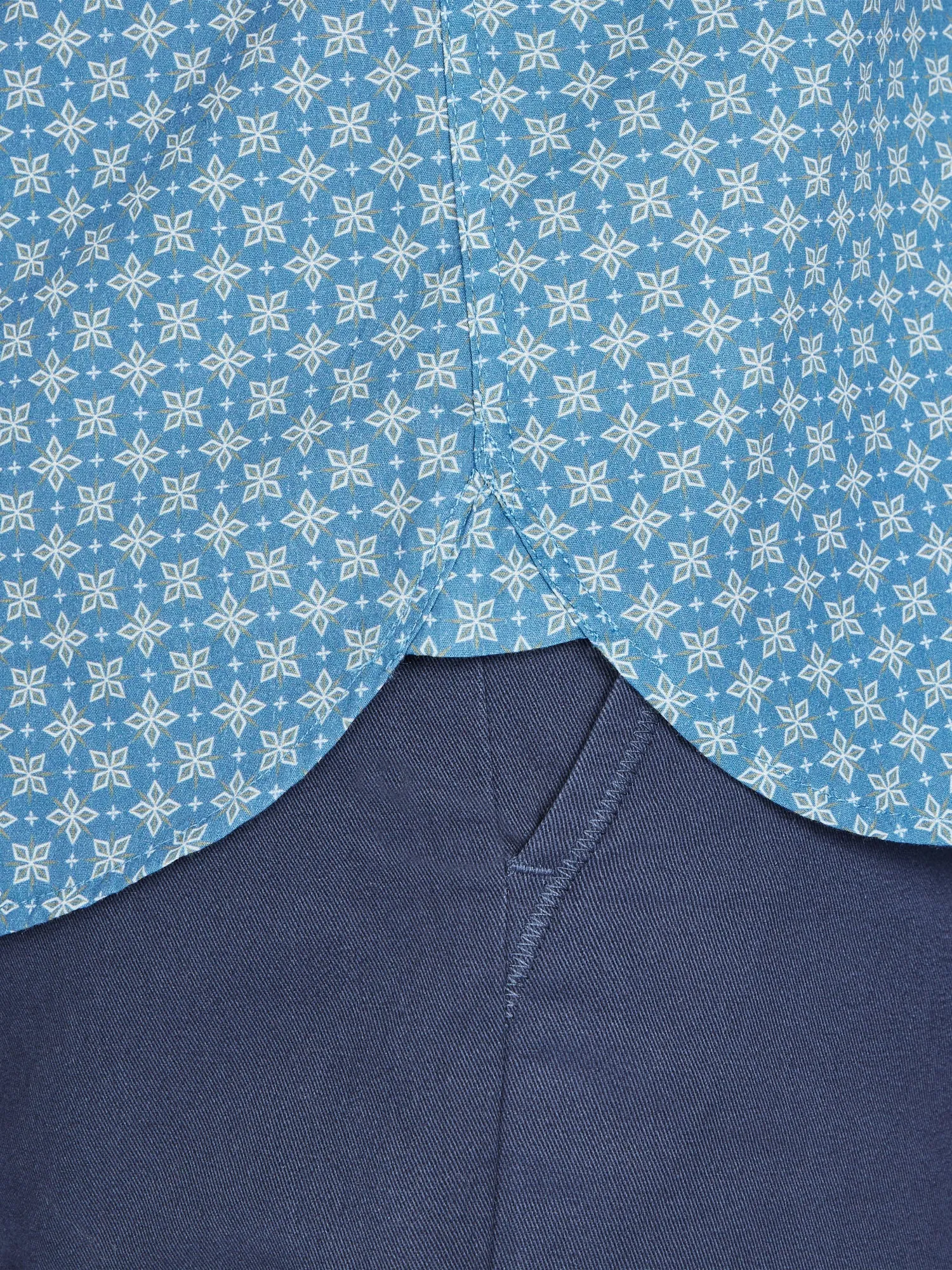 Long Sleeve Diamond Pattern Shirt - Denim Blue