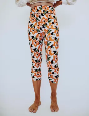 SA Exclusive Peach Blossom Capri Leggings