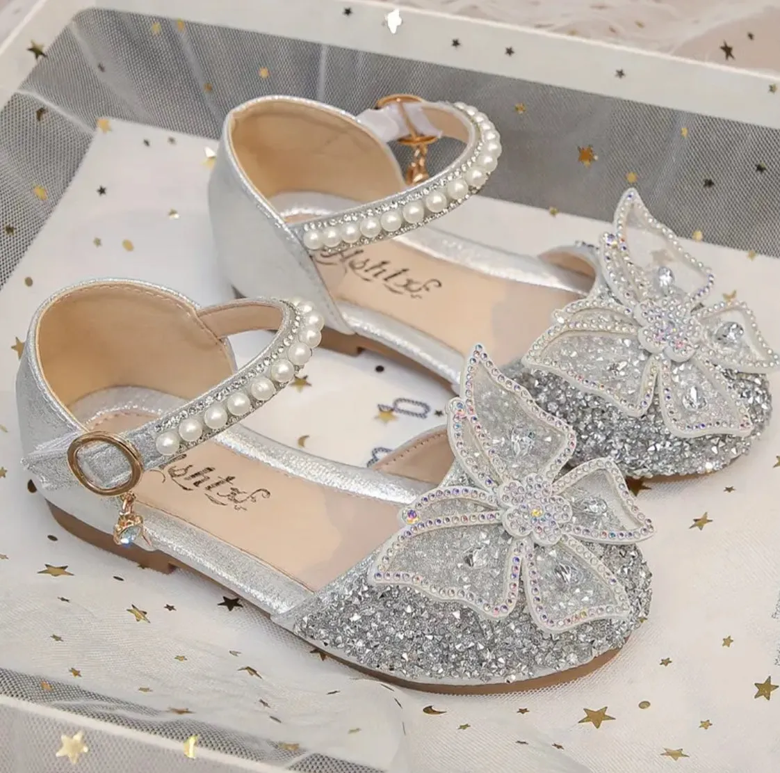 “Shiny Pearls” Rhinestone Butterfly, Breathable Lightweight Dress Shoes 